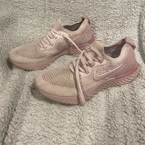 nike epic react pearl pink sneaker